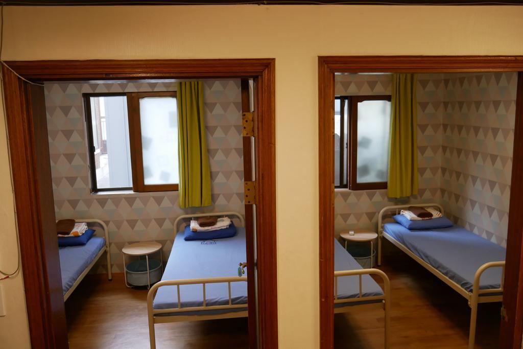 Хостел Backpackers Inside Сеул Екстер'єр фото