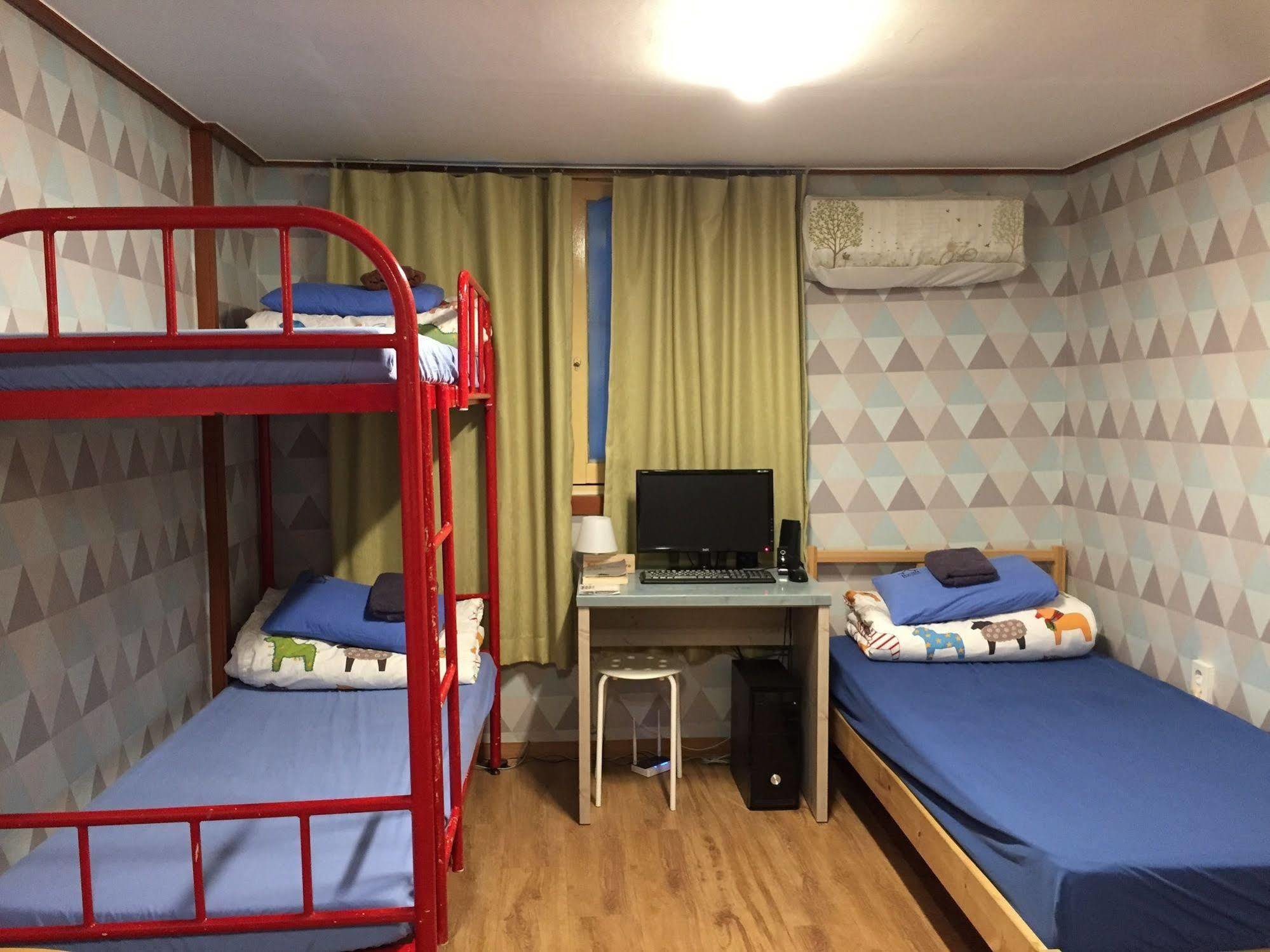 Хостел Backpackers Inside Сеул Екстер'єр фото