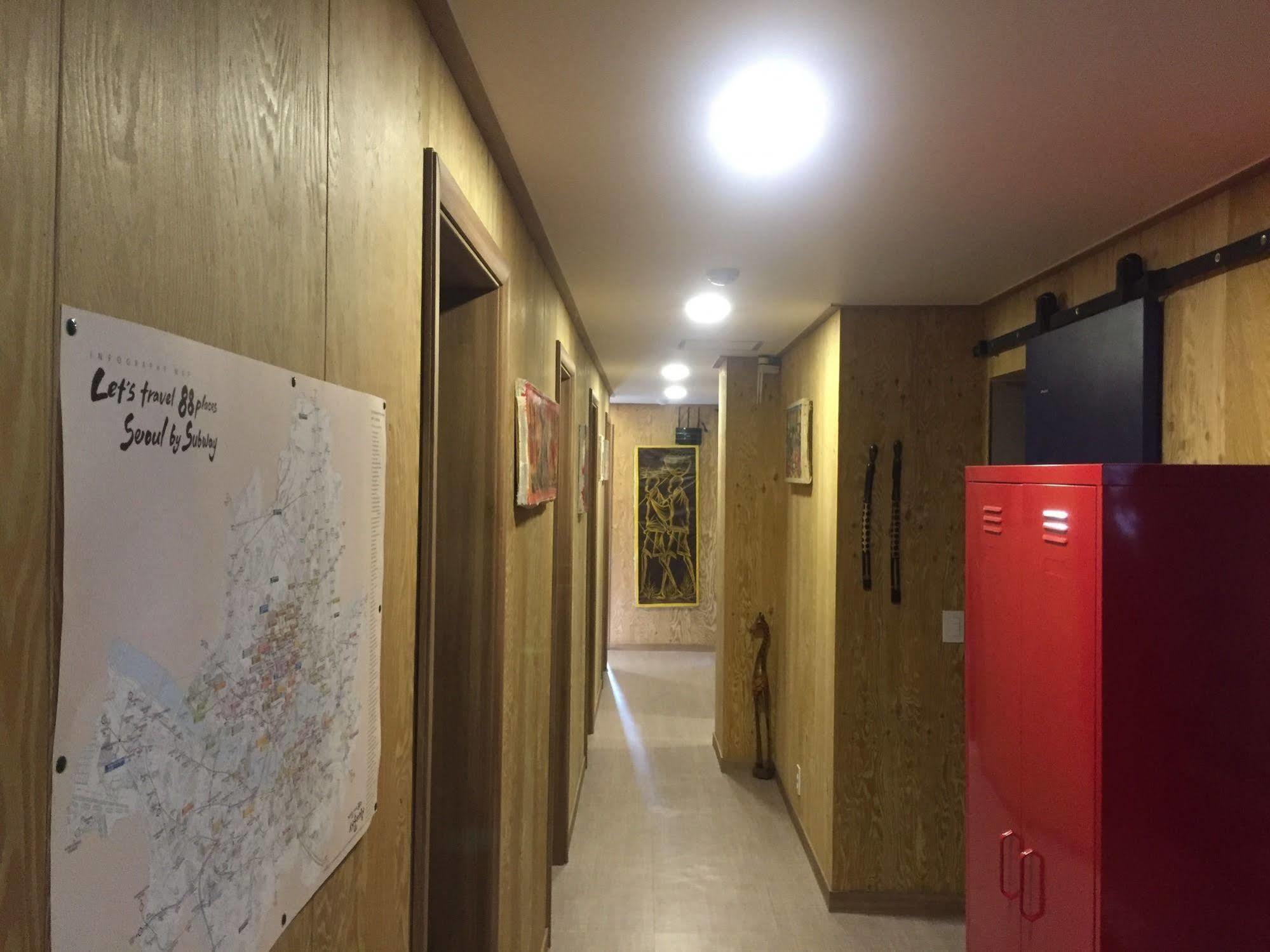 Хостел Backpackers Inside Сеул Екстер'єр фото